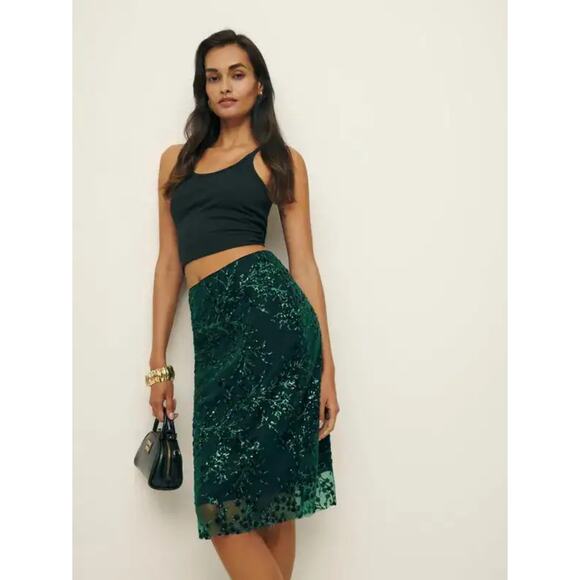 NWT Reformation Blanca Skirt Black Green Embellished Sequin Knee Length Size 6 - Picture 2 of 6